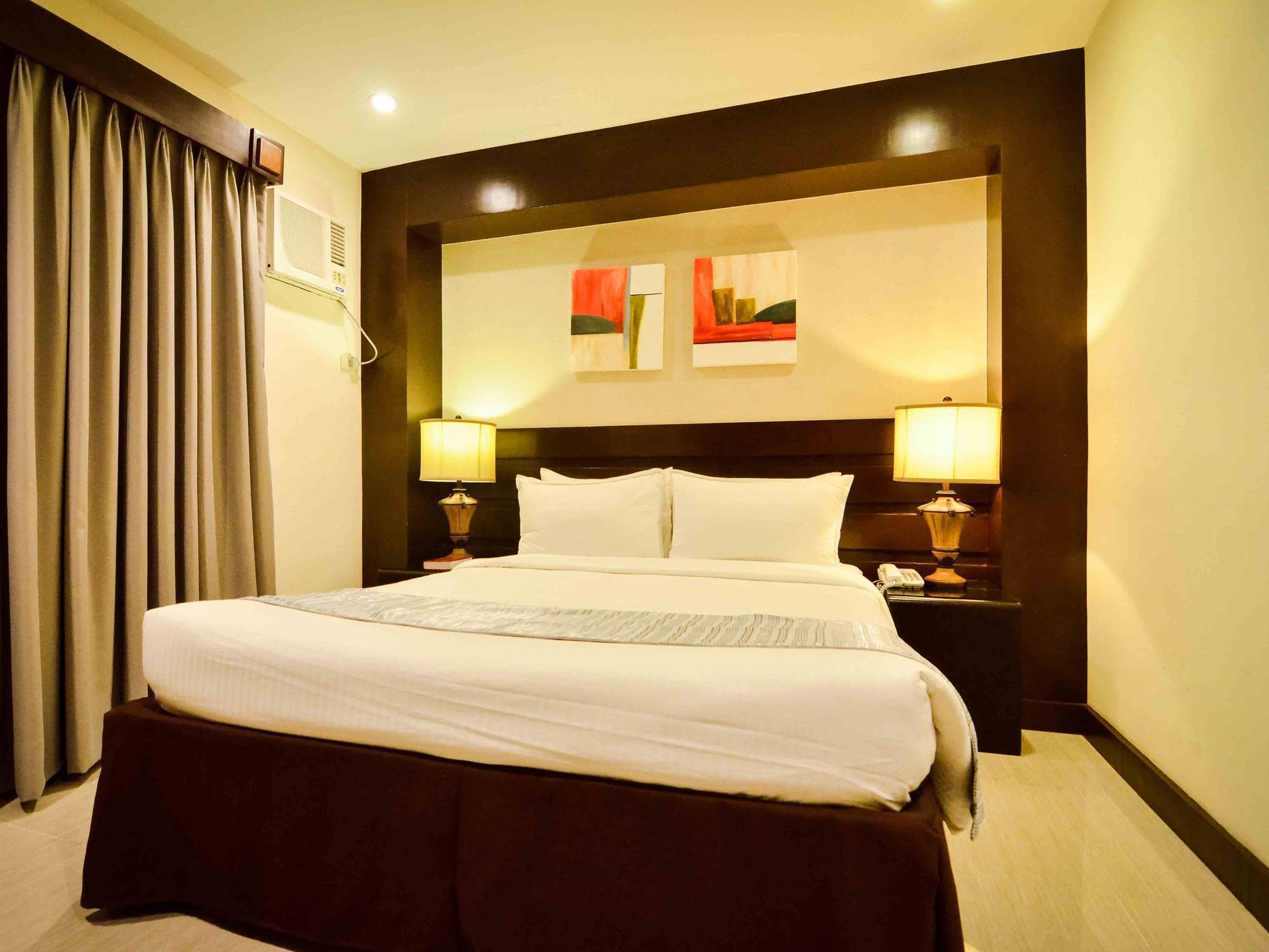 Fb Hotel And Convention Center Koronadal Esterno foto